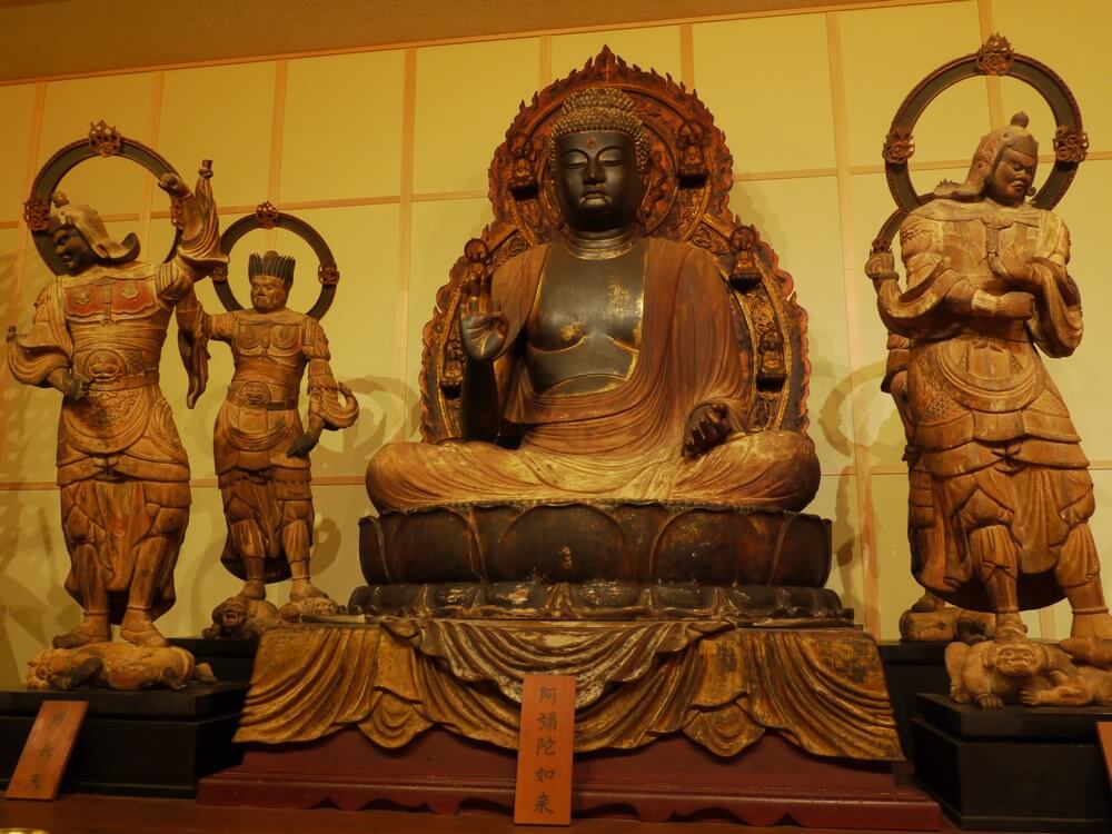 真木大堂の仏像
